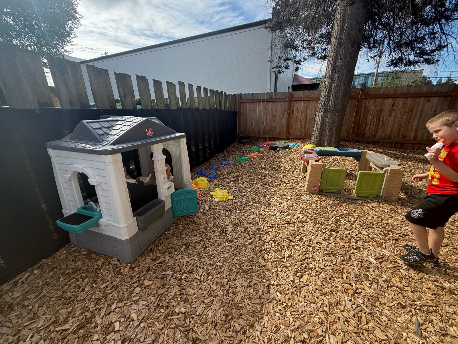 Children playing at Firefly Family Collective